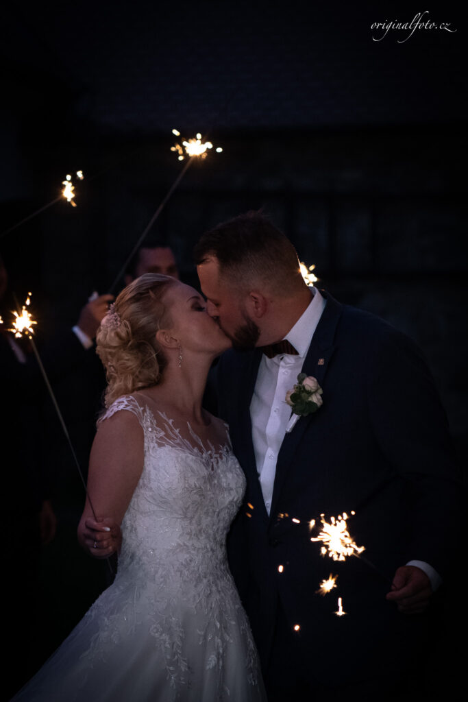 Focení svatby, svateb - svatební a rodinný fotograf Brno, Praha, Havlíčkův Brod, Vysočina, Ostrava - www.originalfoto.cz